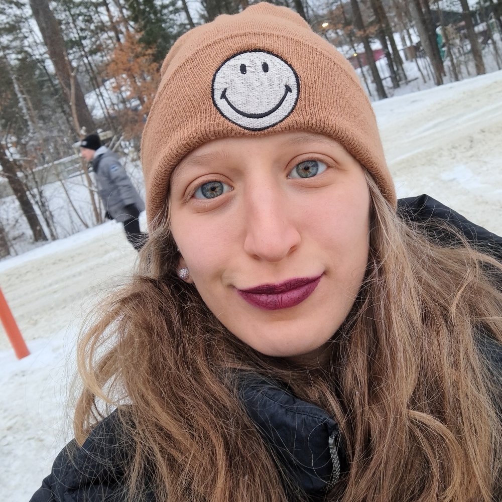 Meet your Posher, Lia